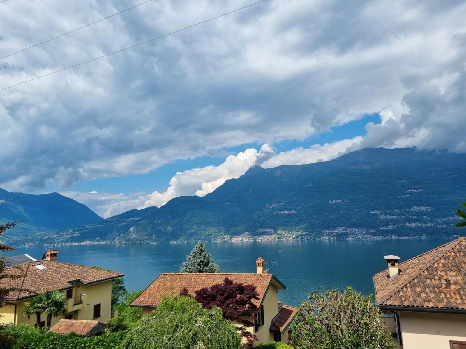 Apartment With Garden And Terrace Beautiful Lake View Bellano Dış mekan fotoğraf